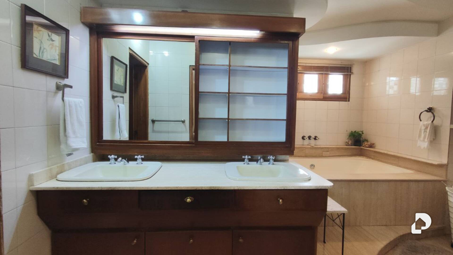 Casa en Avenida El Milagro, Maracaibo – 19