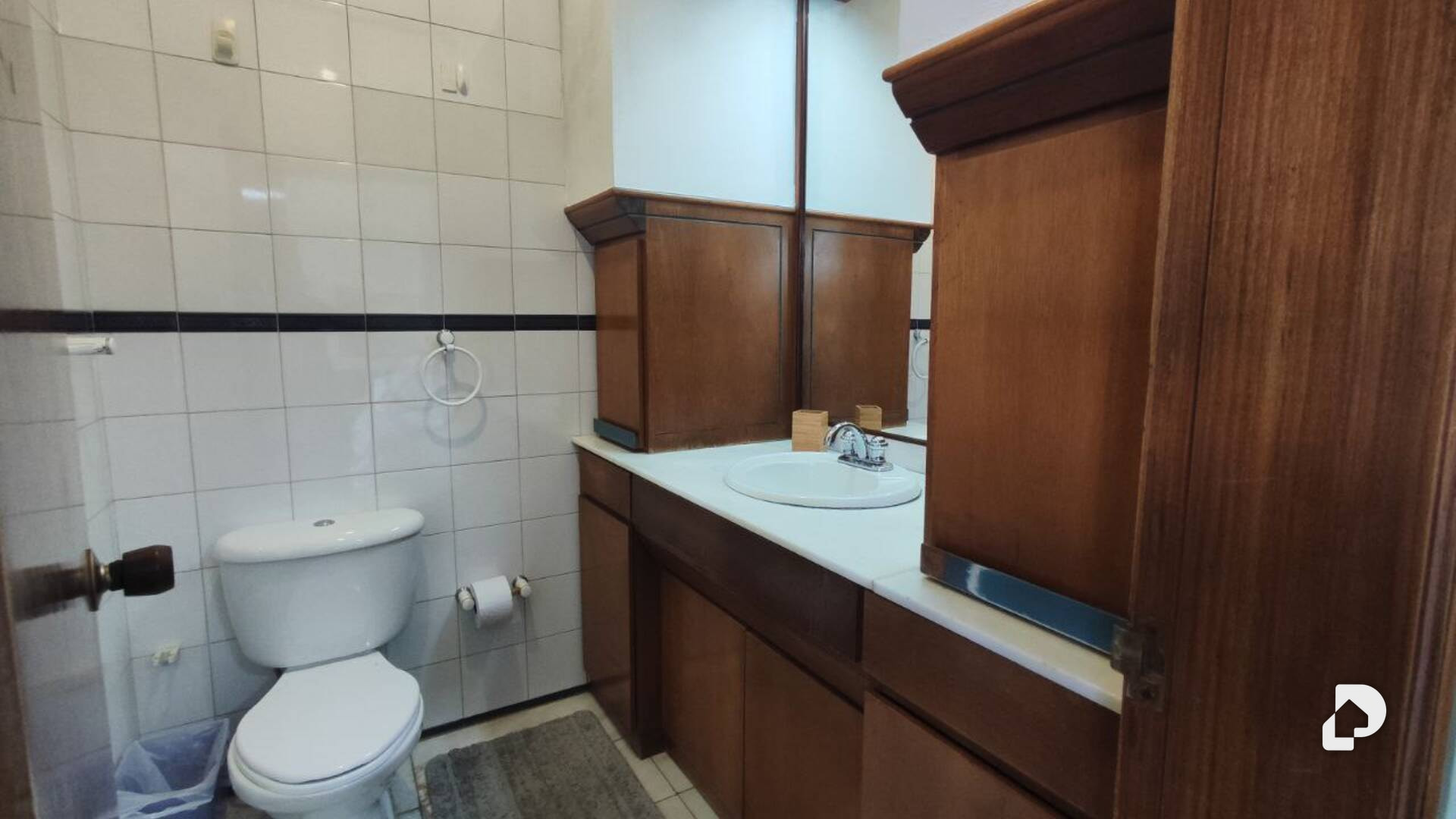 Casa en Avenida El Milagro, Maracaibo – 24