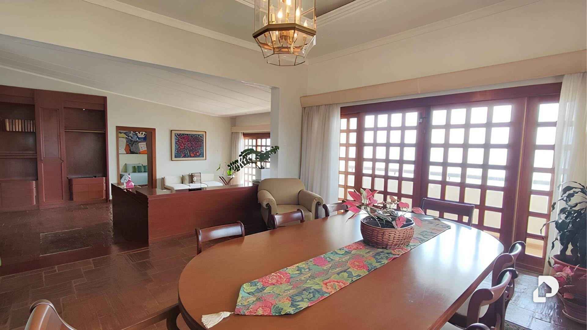 Casa en Avenida El Milagro, Maracaibo – 11