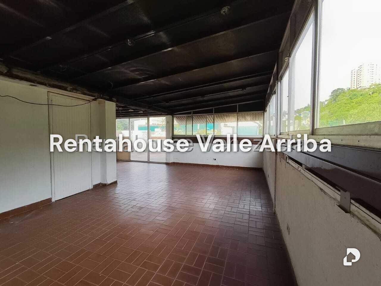 Apartamento en Las Esmeraldas, Caracas – 23