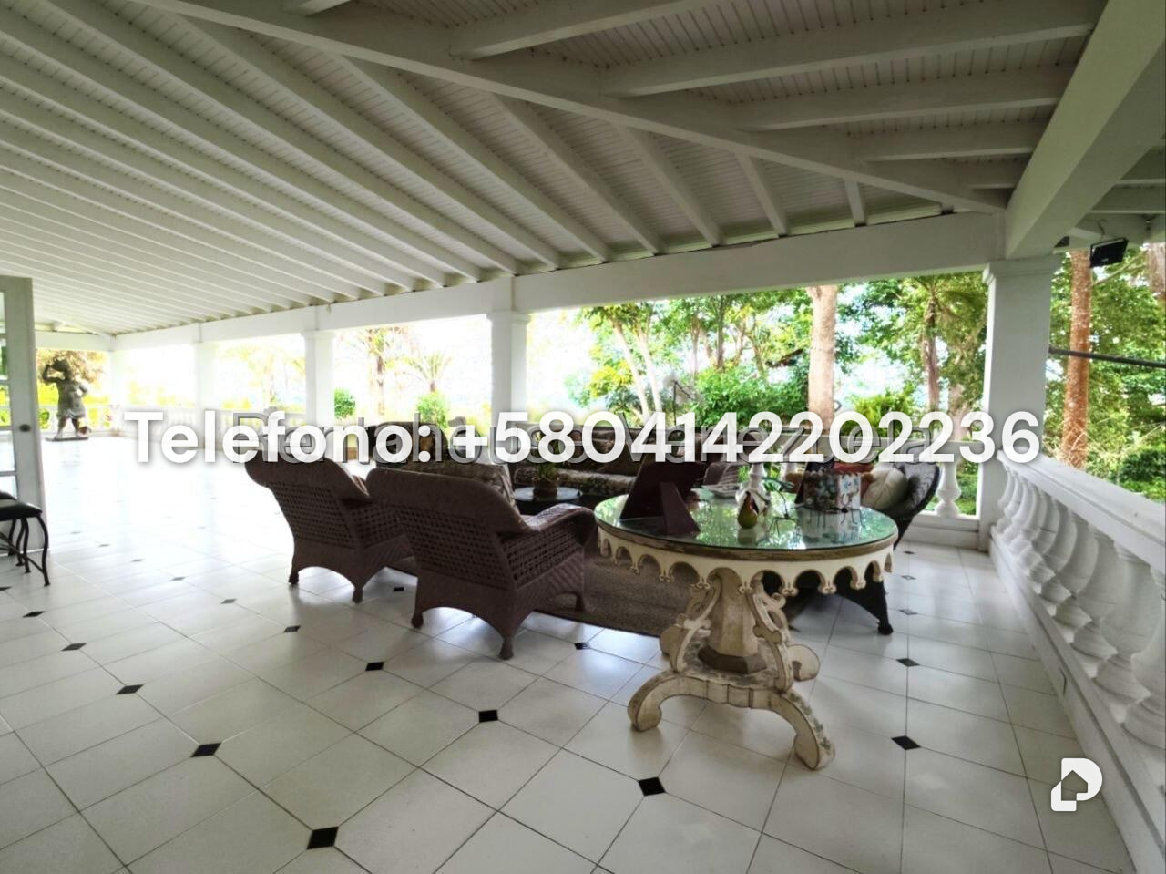Casa en La Lagunita Country Club, Caracas