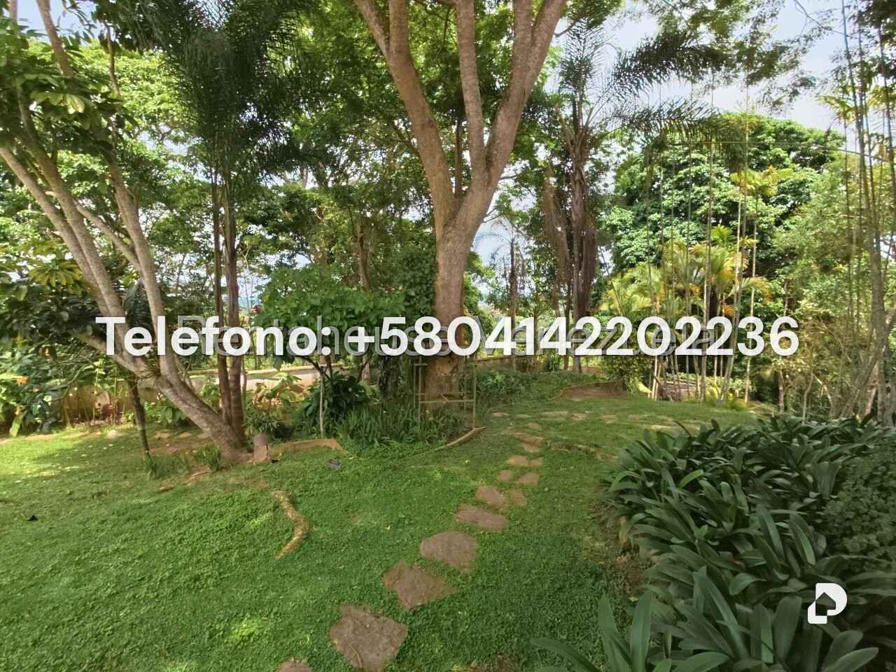 Casa en La Lagunita Country Club, Caracas