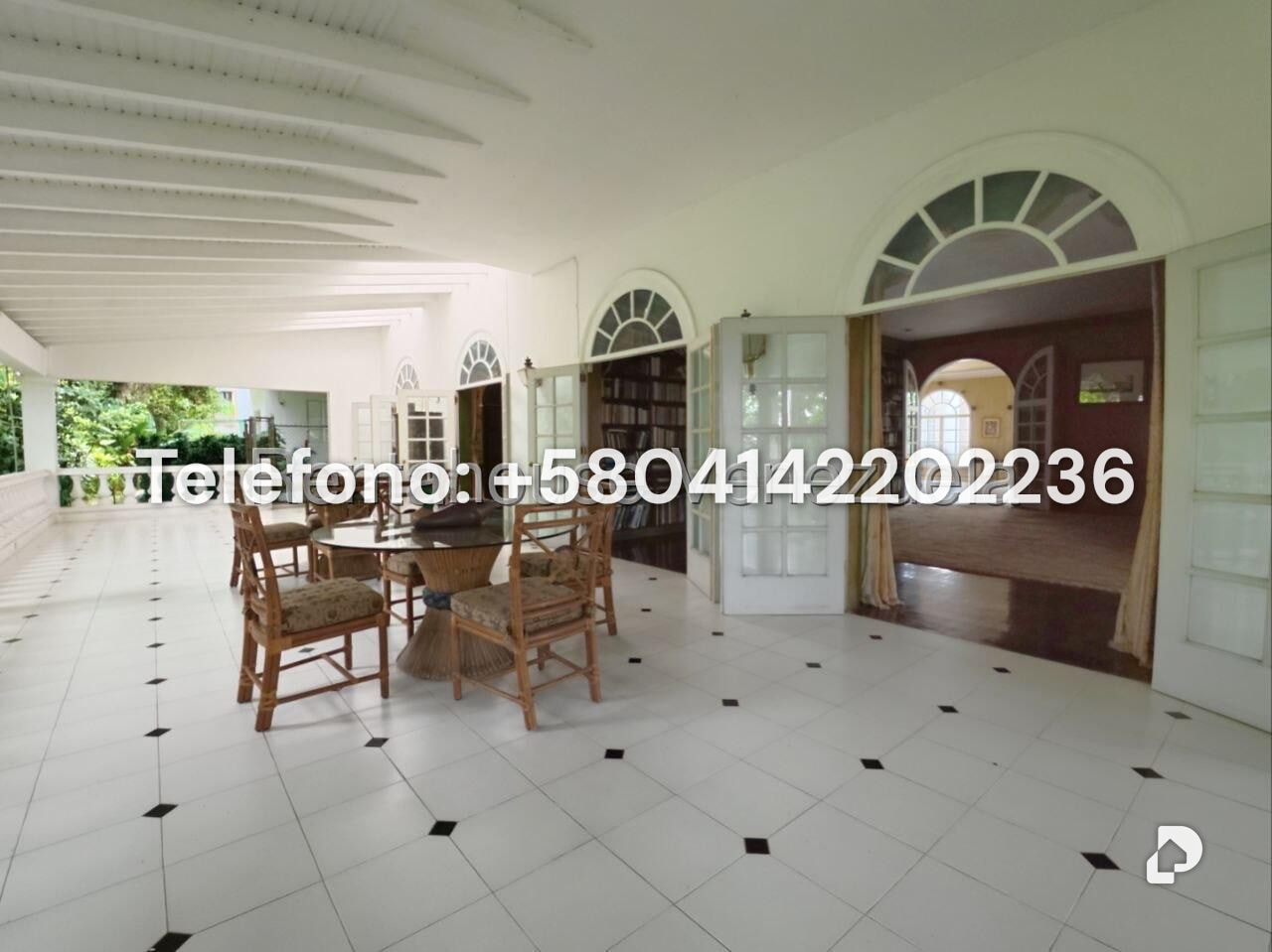 Casa en La Lagunita Country Club, Caracas