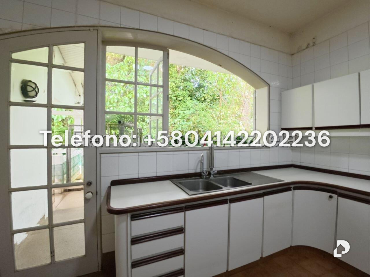 Casa en La Lagunita Country Club, Caracas