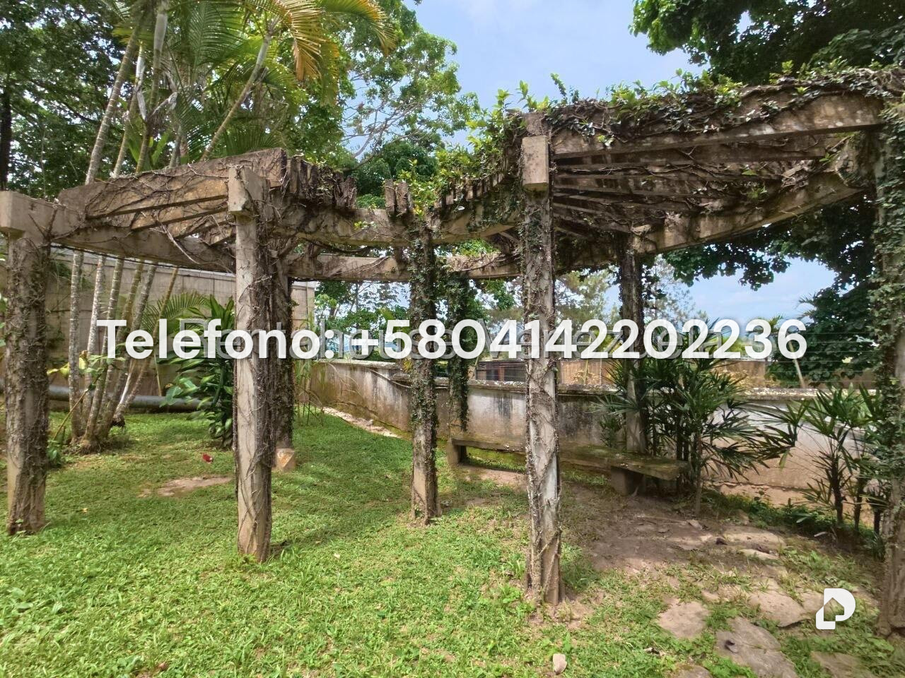 Casa en La Lagunita Country Club, Caracas