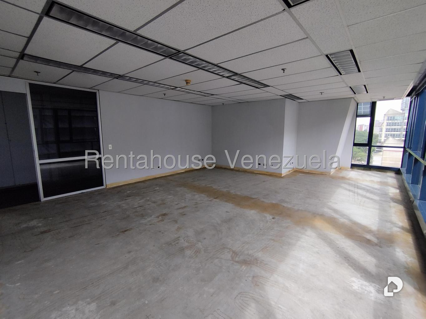 Oficina en Plaza Venezuela, Caracas – 9