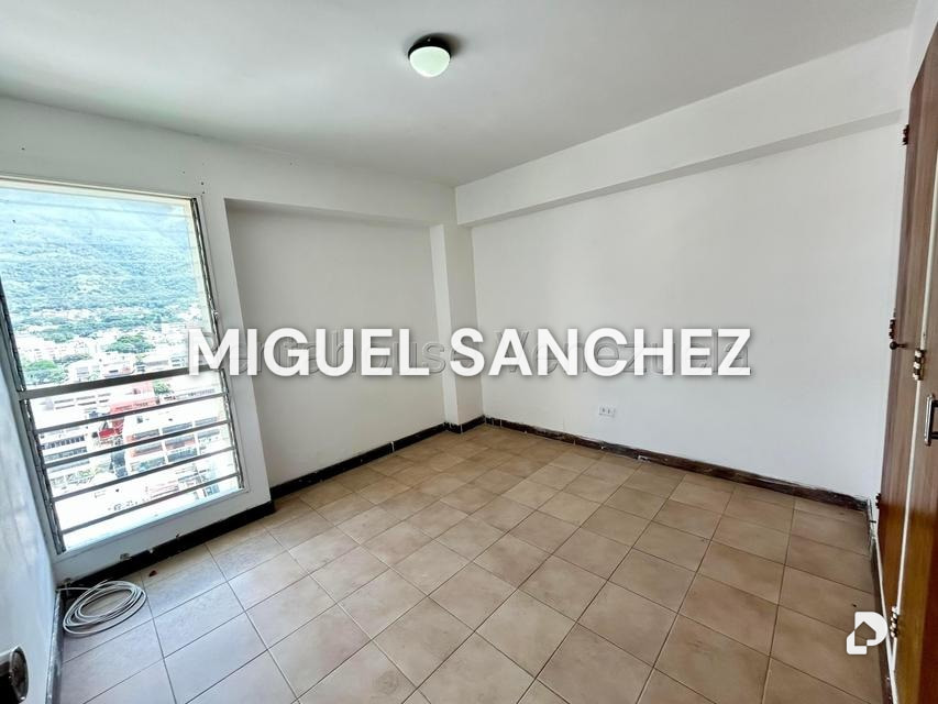 Apartamento en La Urbina, Caracas – 23