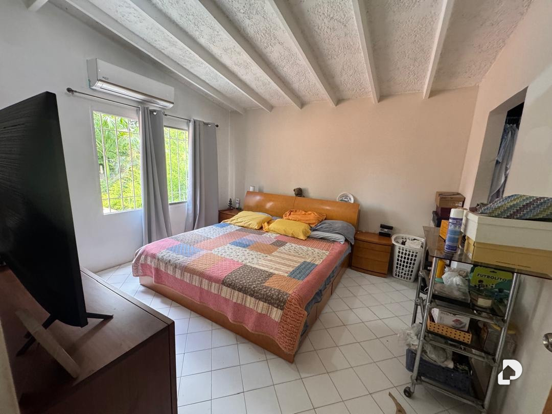 Casa en La Floresta, Caracas – 12