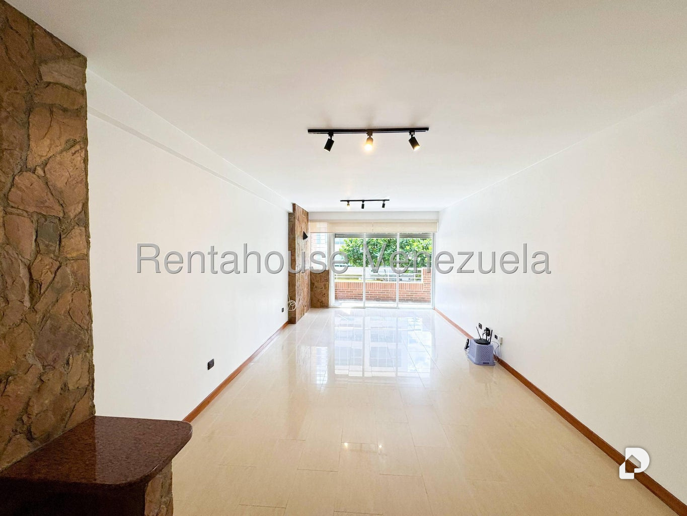 Apartamento en Los Naranjos de las Mercedes, Caracas – 4
