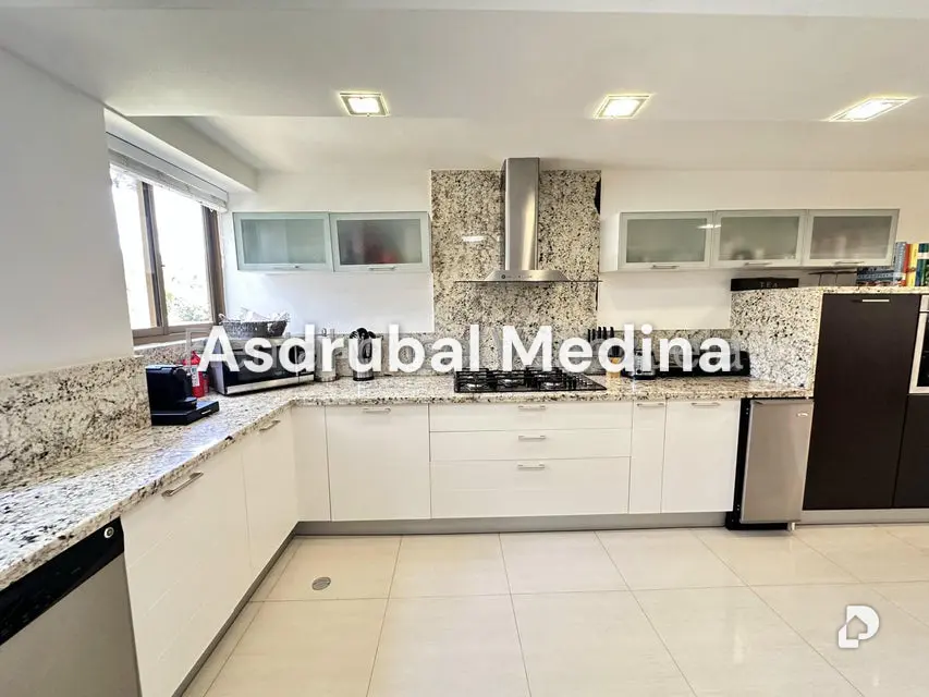 Apartamento en La Lagunita, Caracas – 11