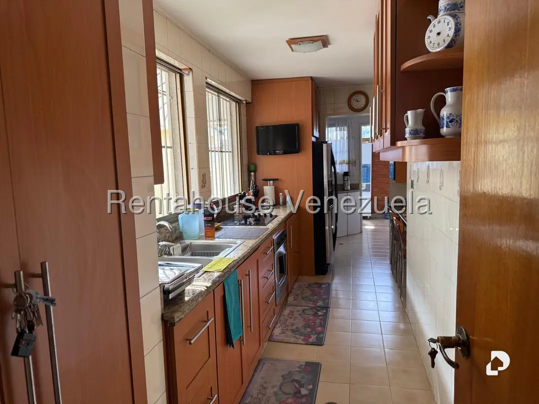 Apartamento en La California Norte, Caracas – 17