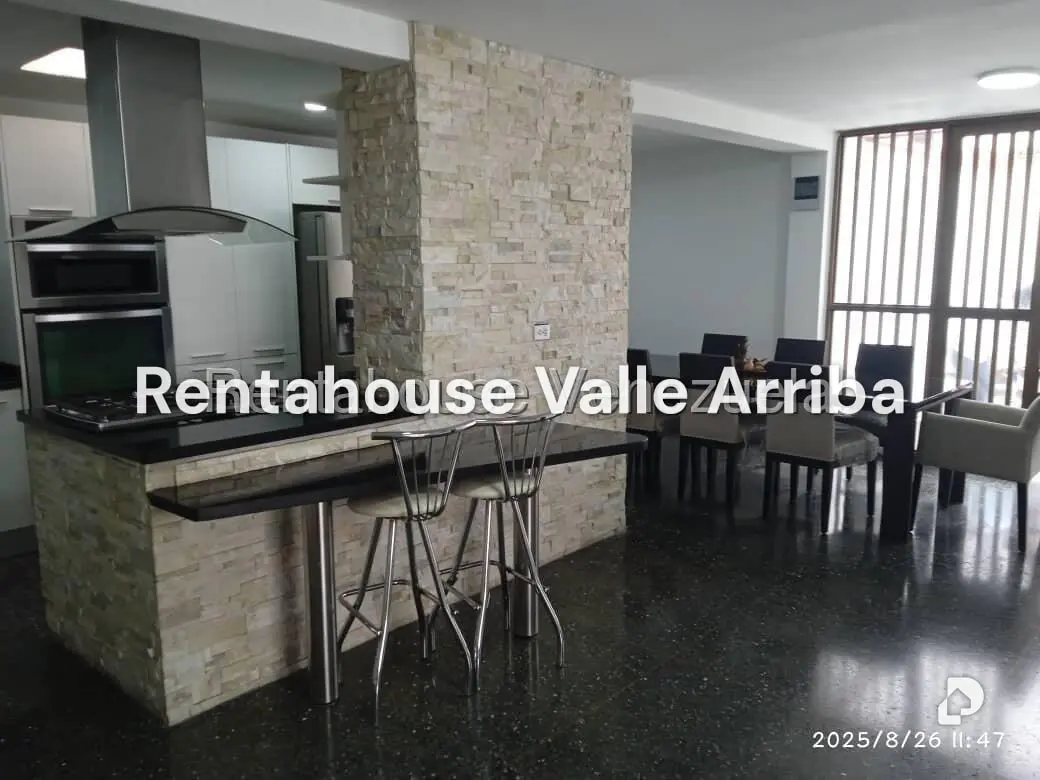 Casa en Alta Florida, Caracas – 12