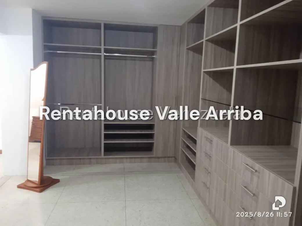 Casa en Alta Florida, Caracas – 21