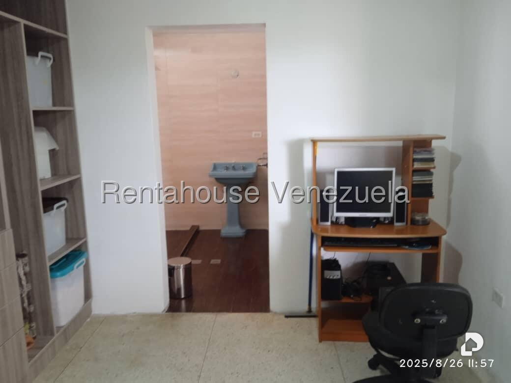 Casa en Alta Florida, Caracas – 22