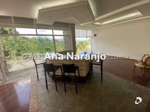 House in Prados del Este, Caracas – 17
