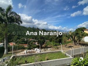 House in Prados del Este, Caracas – 26