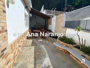 House in Prados del Este, Caracas – 24