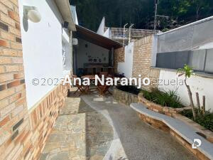 House in Prados del Este, Caracas – 25