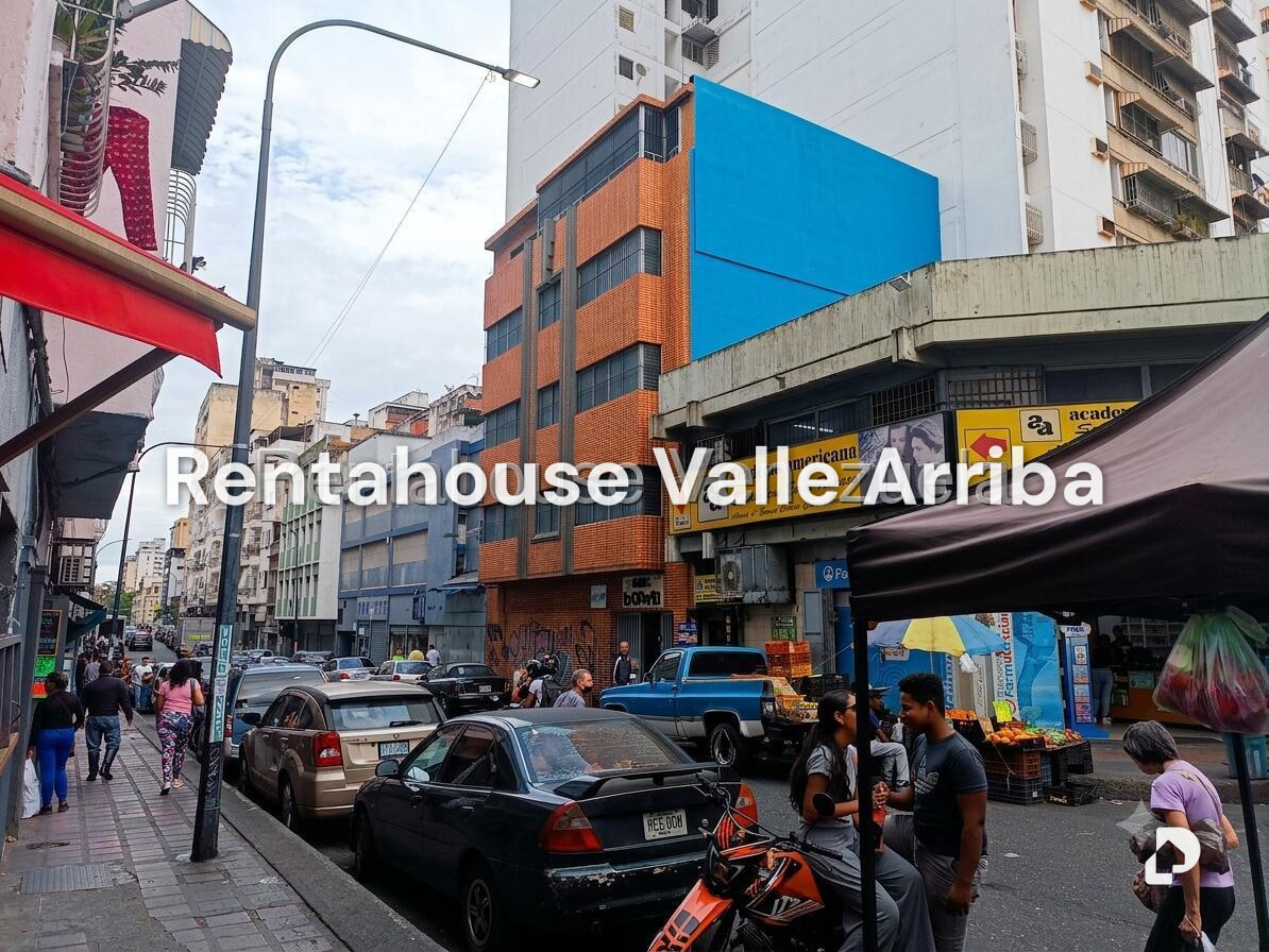Edificio en Parroquia La Candelaria, Caracas – 1