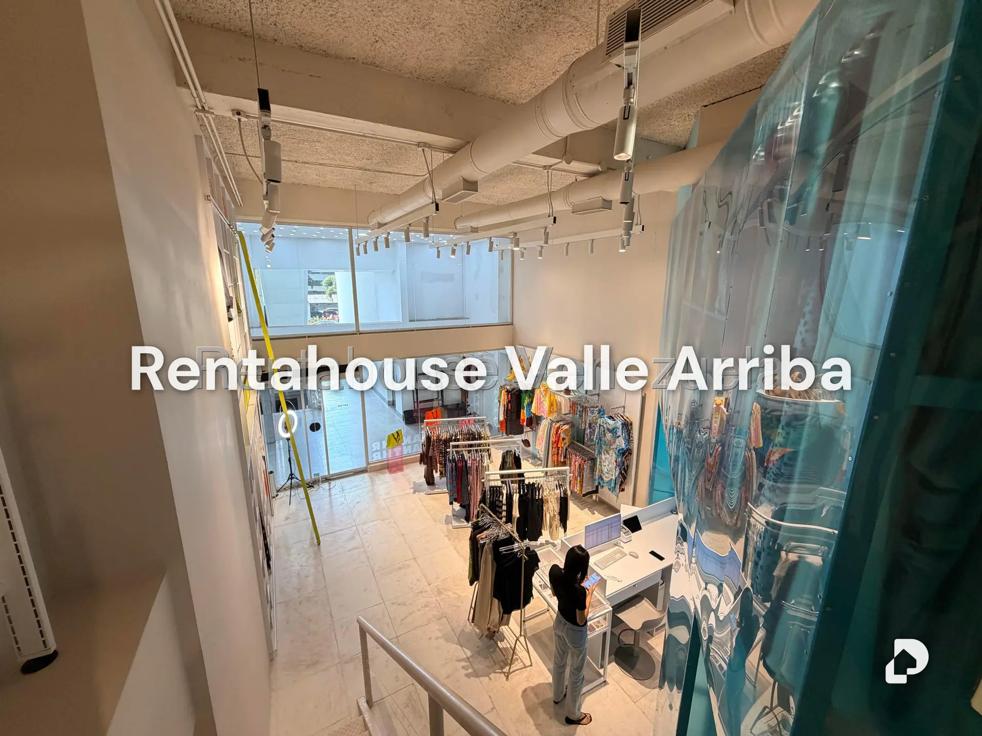 Local comercial en Las Mercedes, Caracas – 19