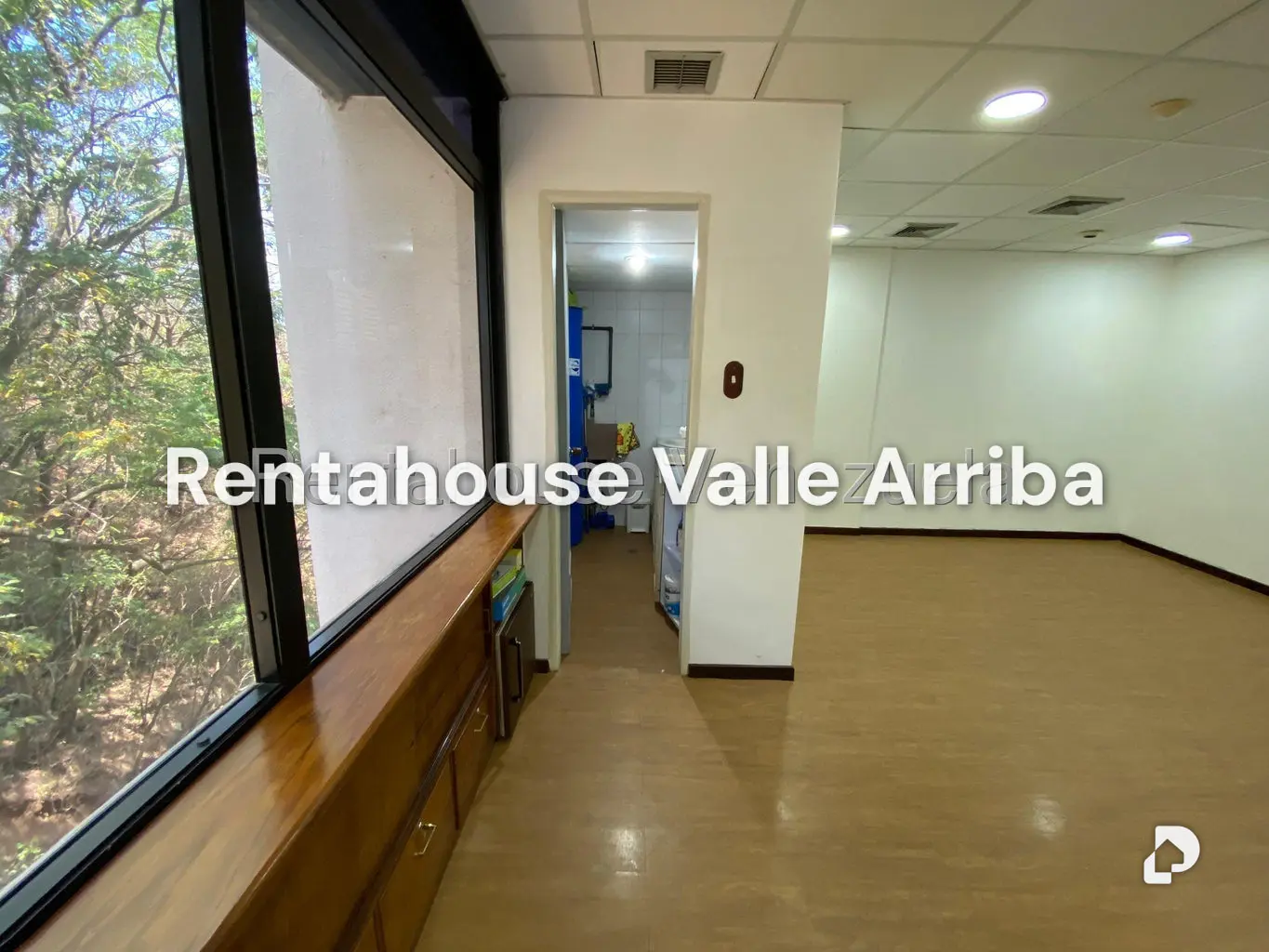 Local comercial en Los Samanes, Caracas – 7
