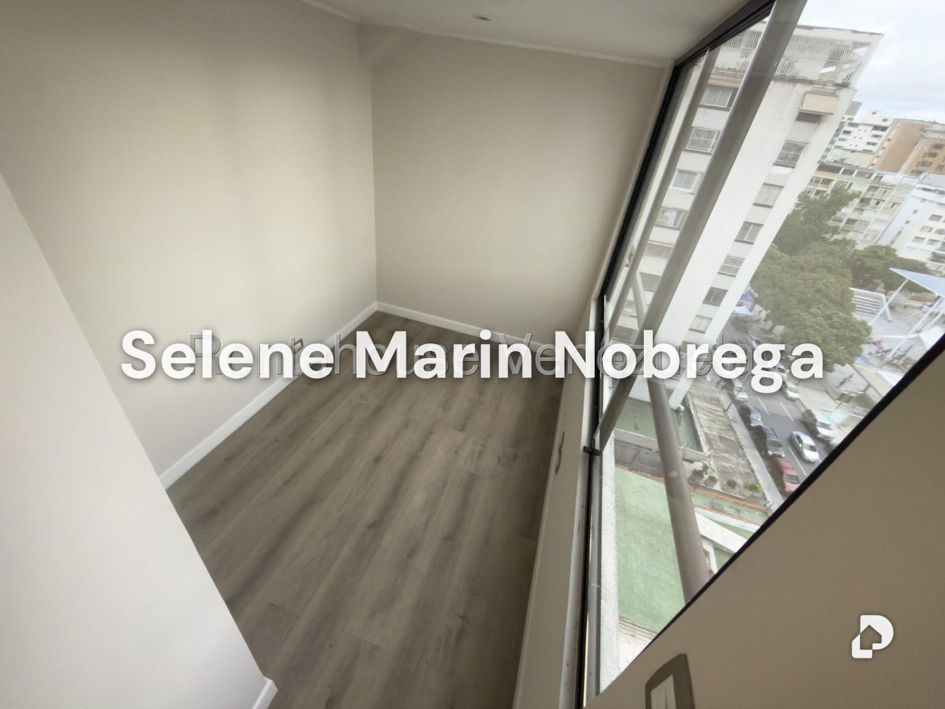 Apartamento en Los Palos Grandes, Caracas – 12