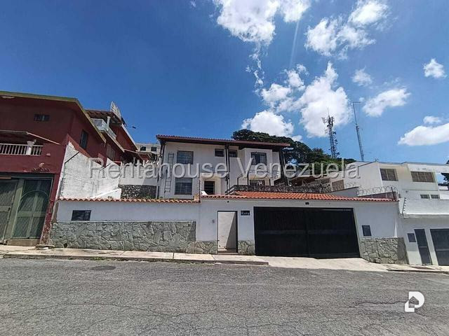 Casa en Cumbres de Curumo, Caracas – 1