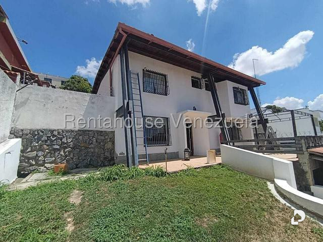 Casa en Cumbres de Curumo, Caracas – 2