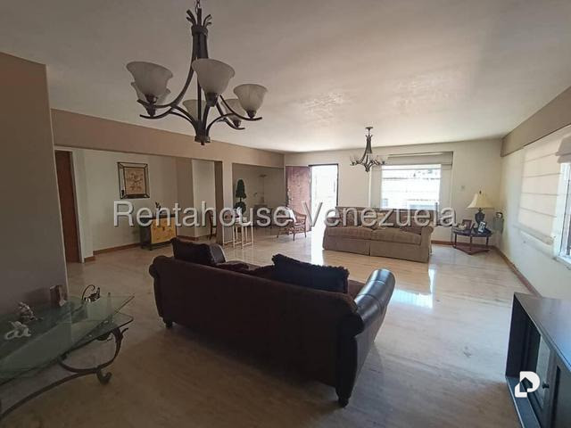 Casa en Cumbres de Curumo, Caracas – 5