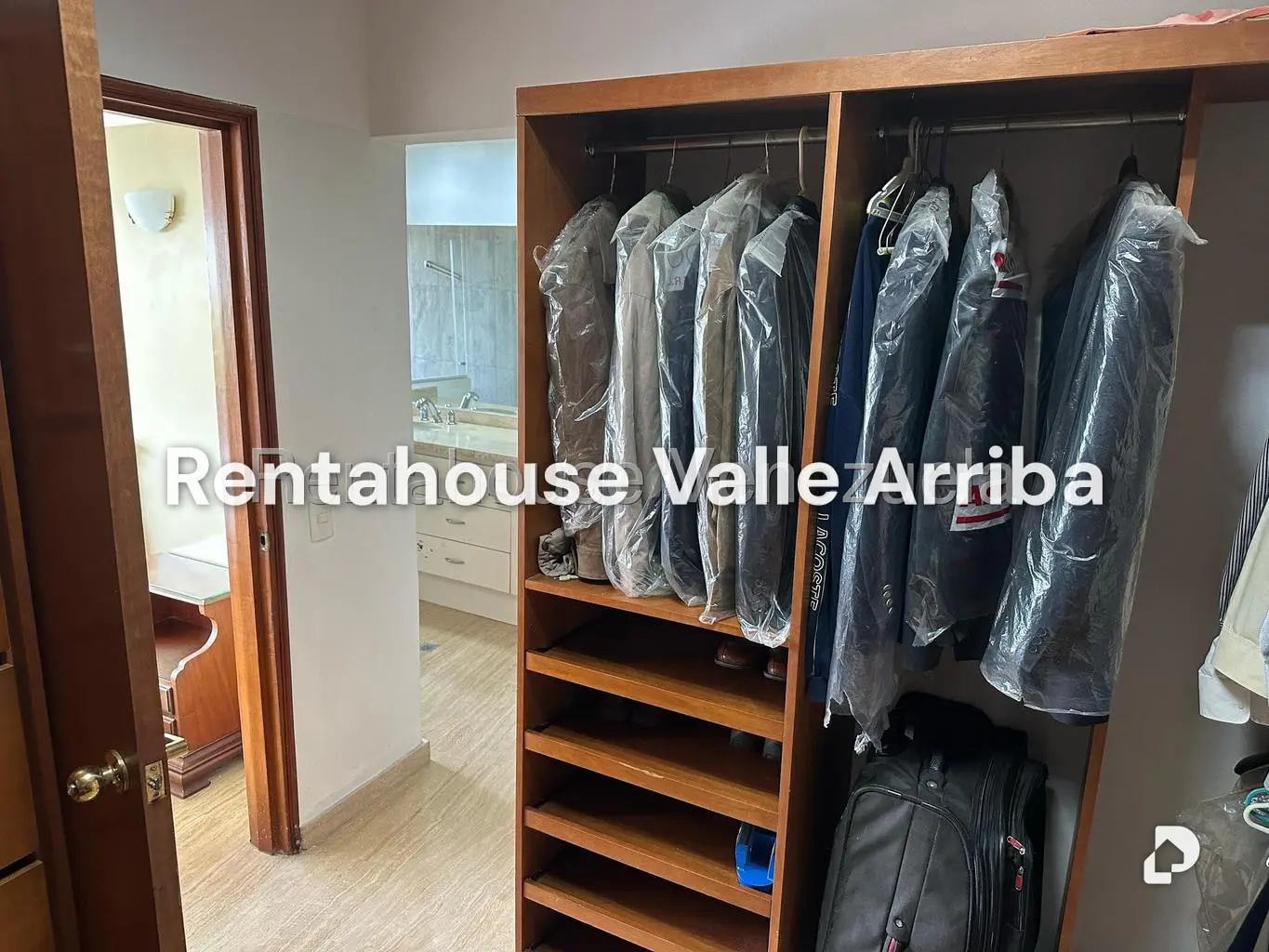 Apartamento en La Trinidad, Caracas – 30