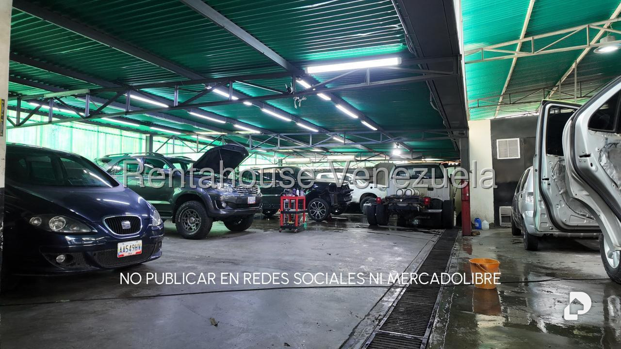 Local comercial en Santa Mónica, Caracas – 9