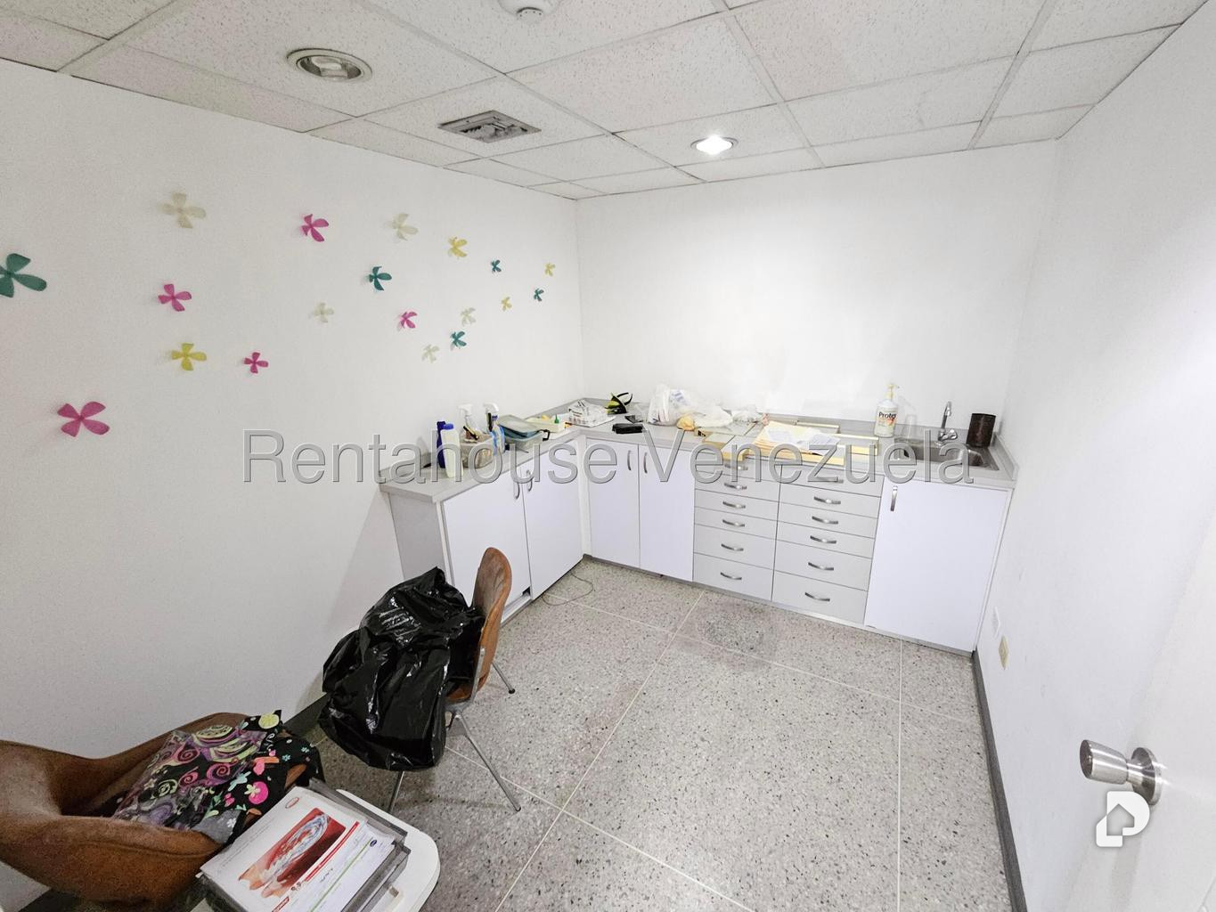 Commercial space in La Urbina, Caracas – 6