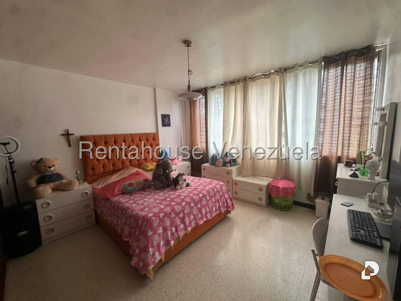 Apartamento en San Bernardino, Caracas – 20