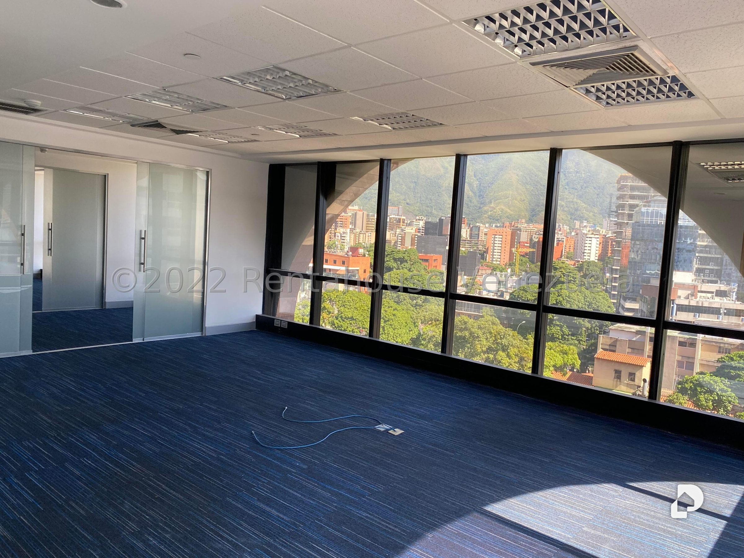 Oficina en Las Mercedes, Caracas – 7