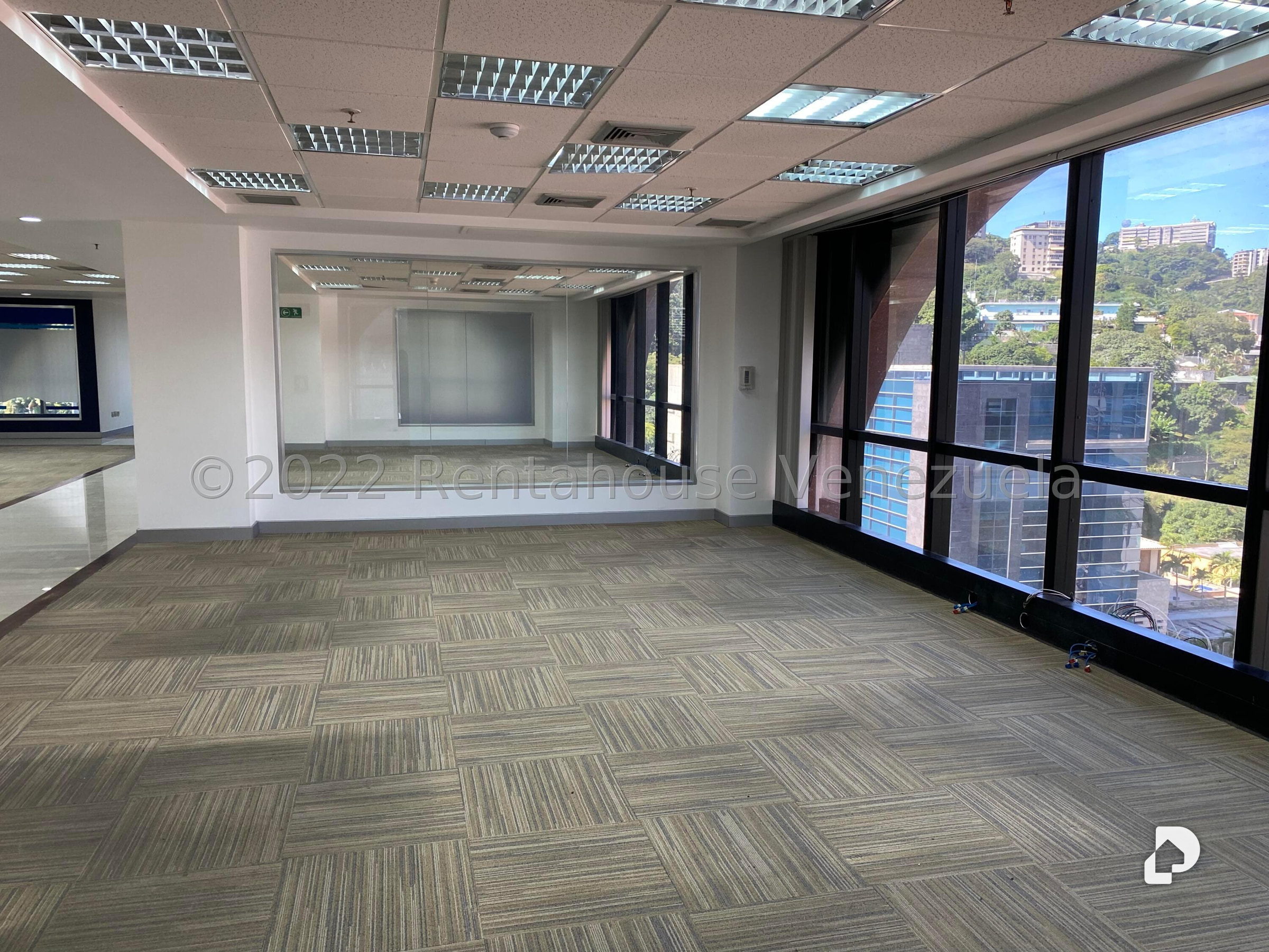 Oficina en Las Mercedes, Caracas – 14
