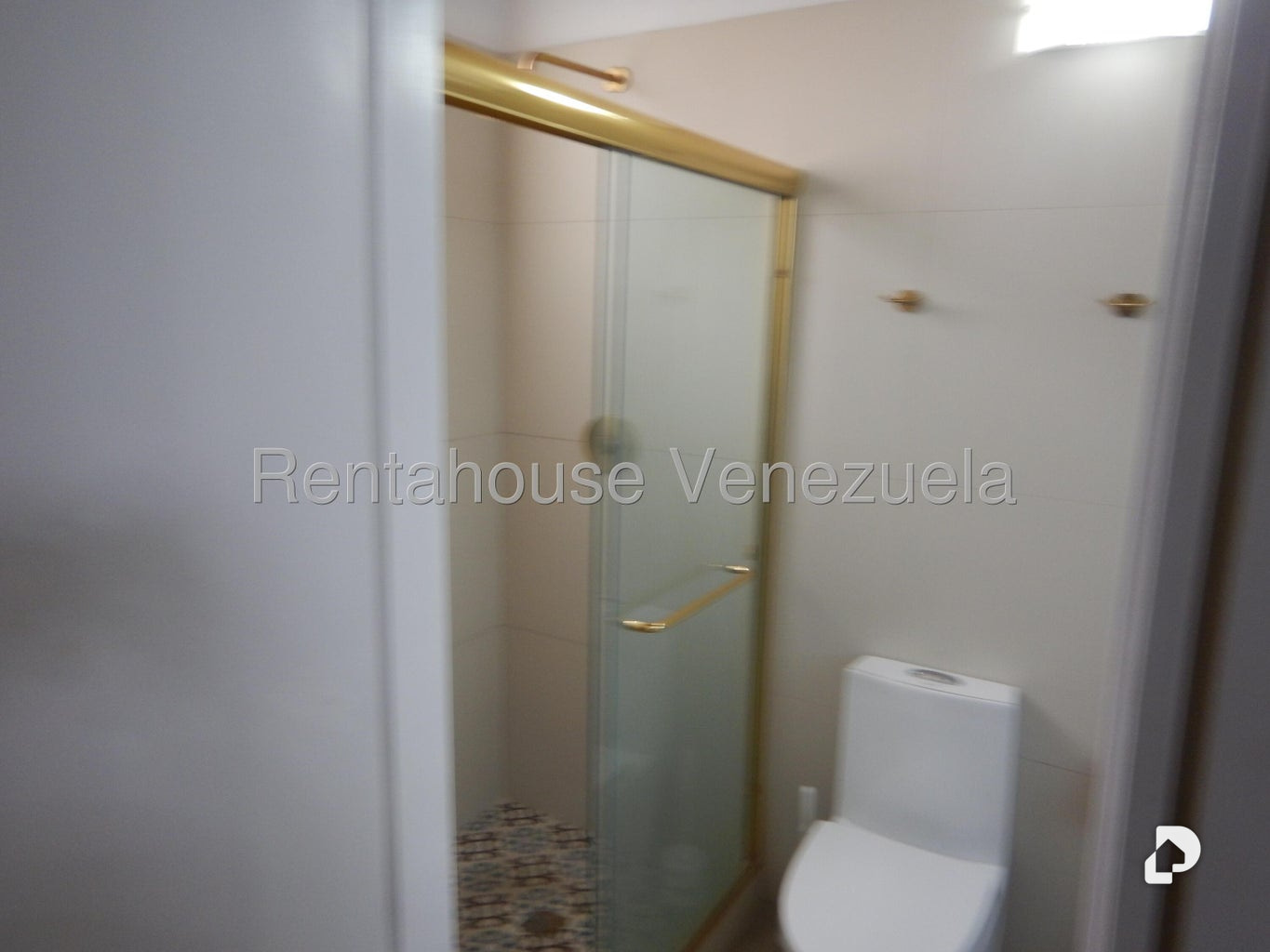 Casa en La Boyera, Caracas – 18