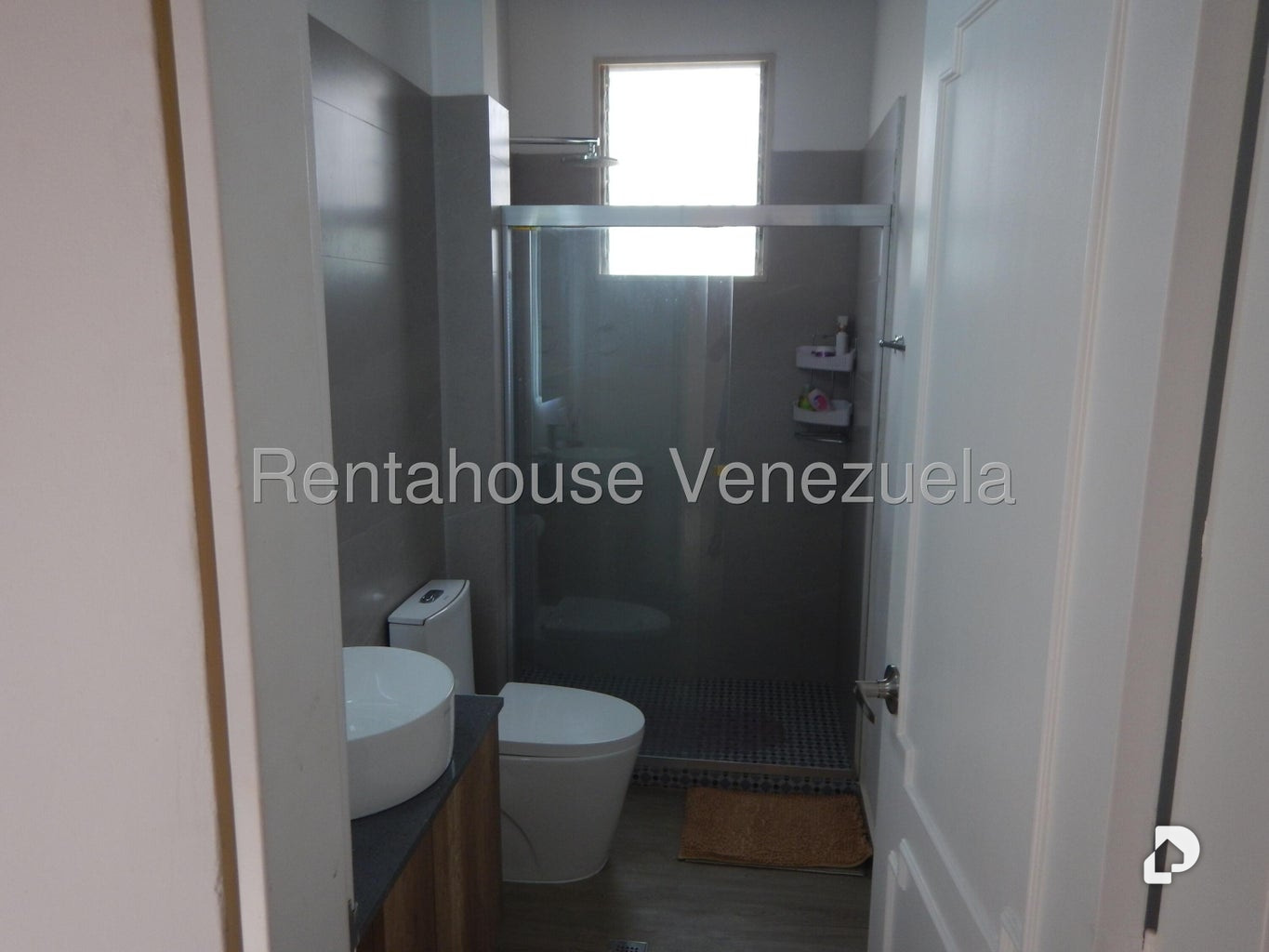 Casa en La Boyera, Caracas – 19