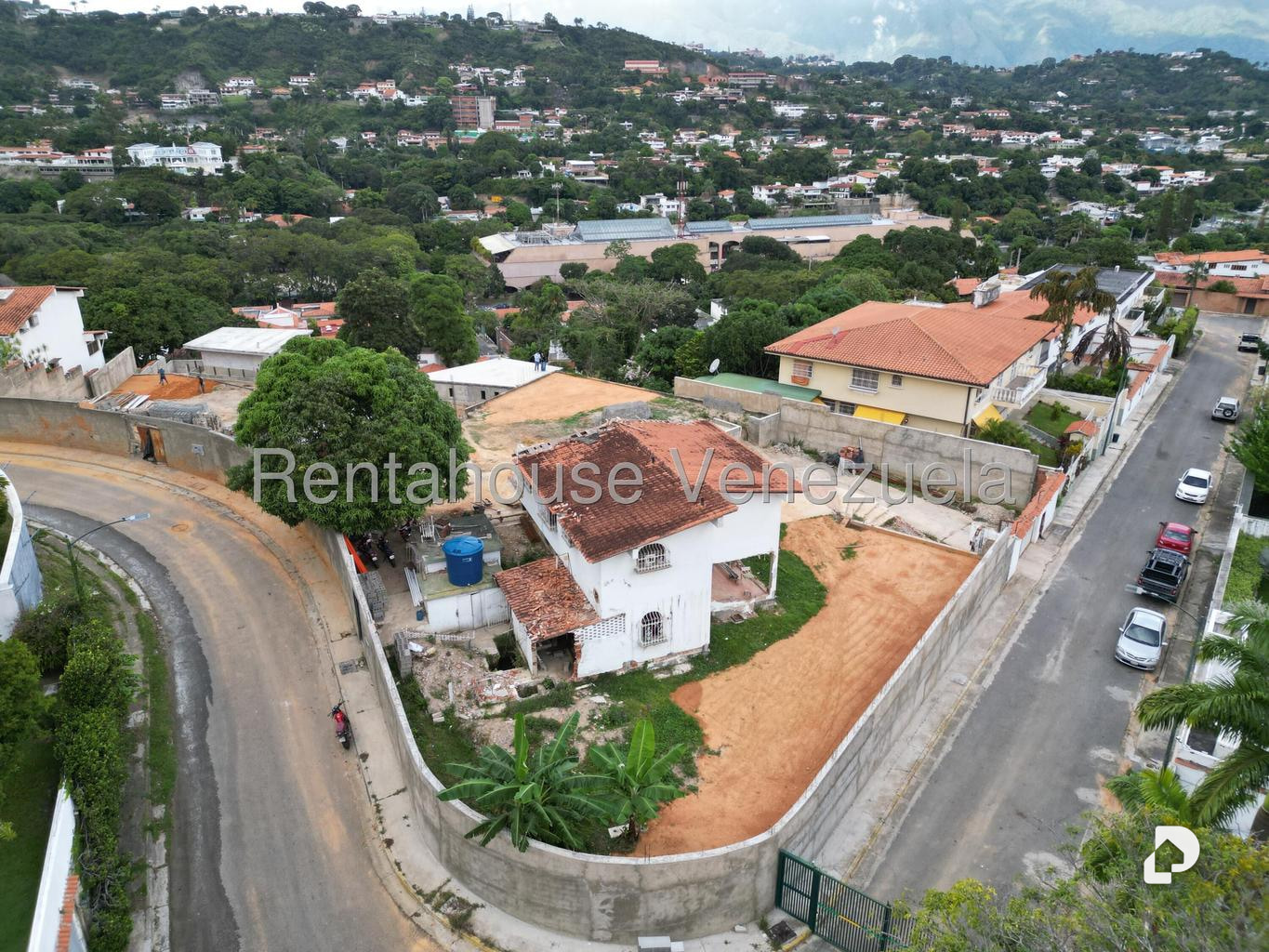 Terreno en Prados del Este, Caracas – 1