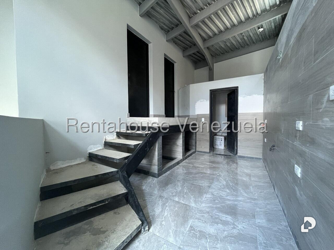 Terreno en Prados del Este, Caracas – 30