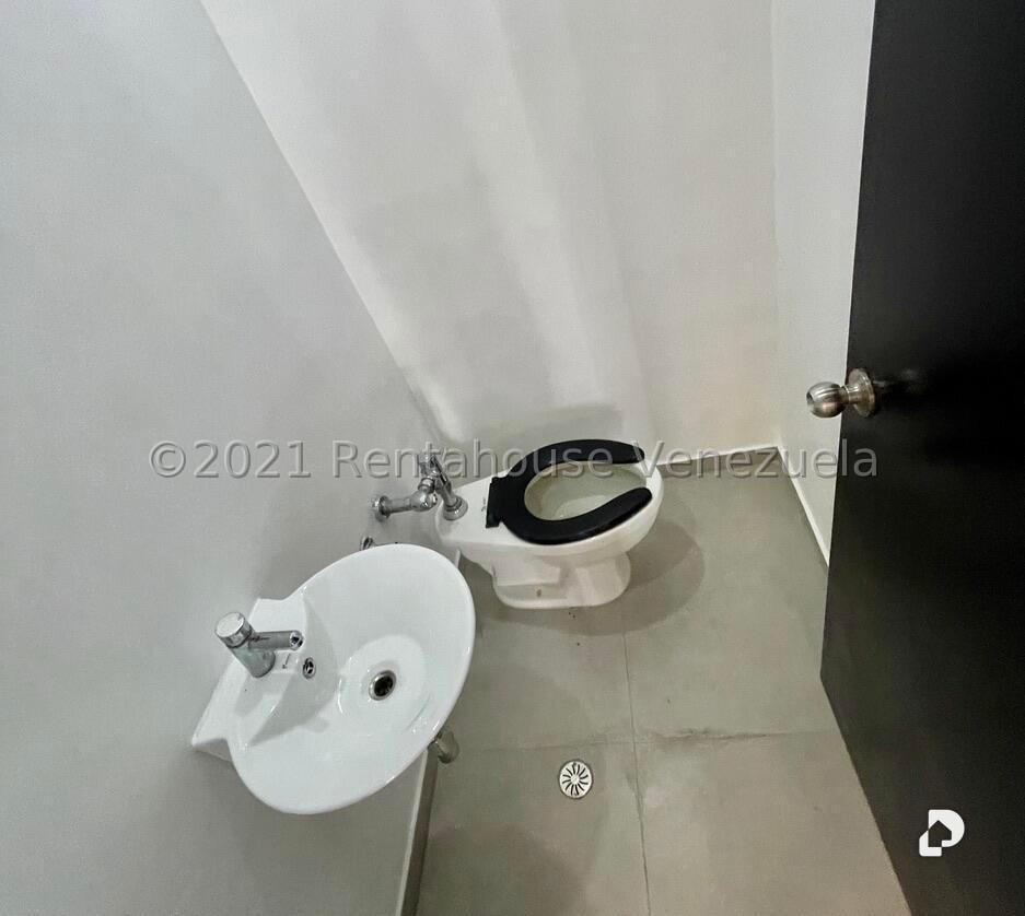 Oficina en Chacao, Caracas – 13