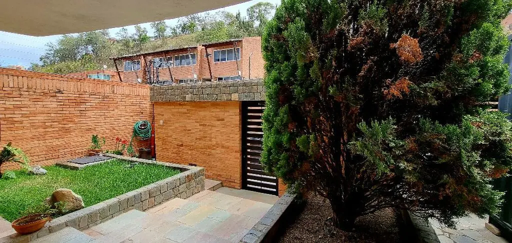 Casa en Alto Hatillo, Caracas - 1