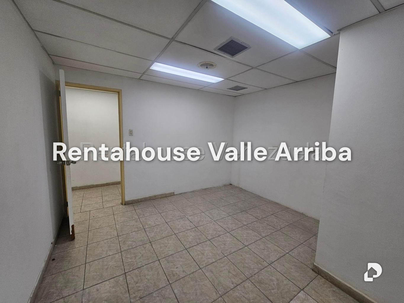 Local comercial en El Recreo, Caracas – 8