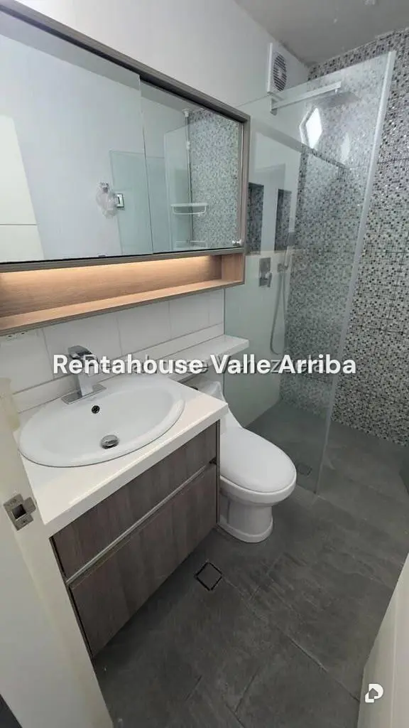 Apartamento en Colinas de La Tahona, Caracas – 16