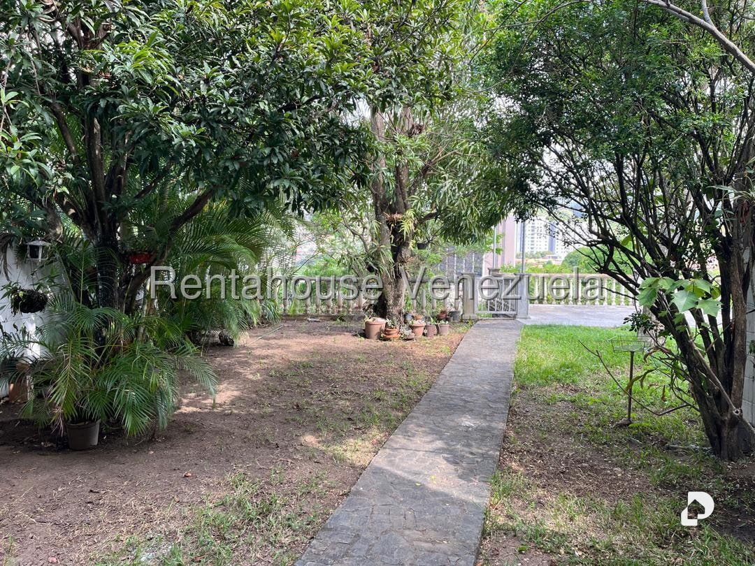Casa en Macaracuay, Caracas – 15