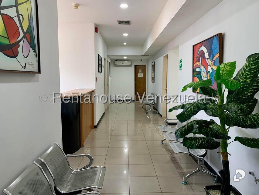 Commercial space in Chuao, Caracas – 4