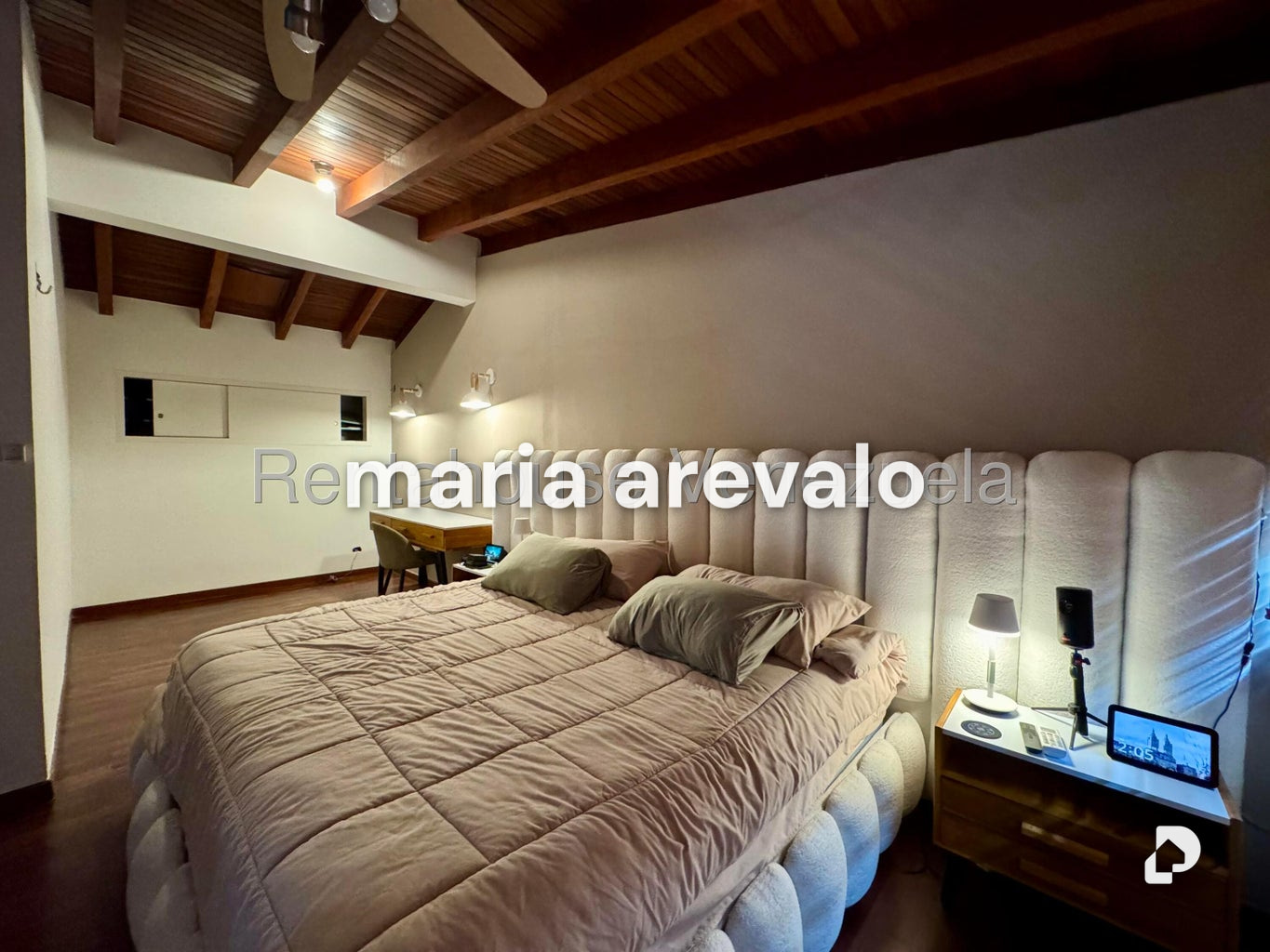 Casa en Alto Prado, Caracas – 26