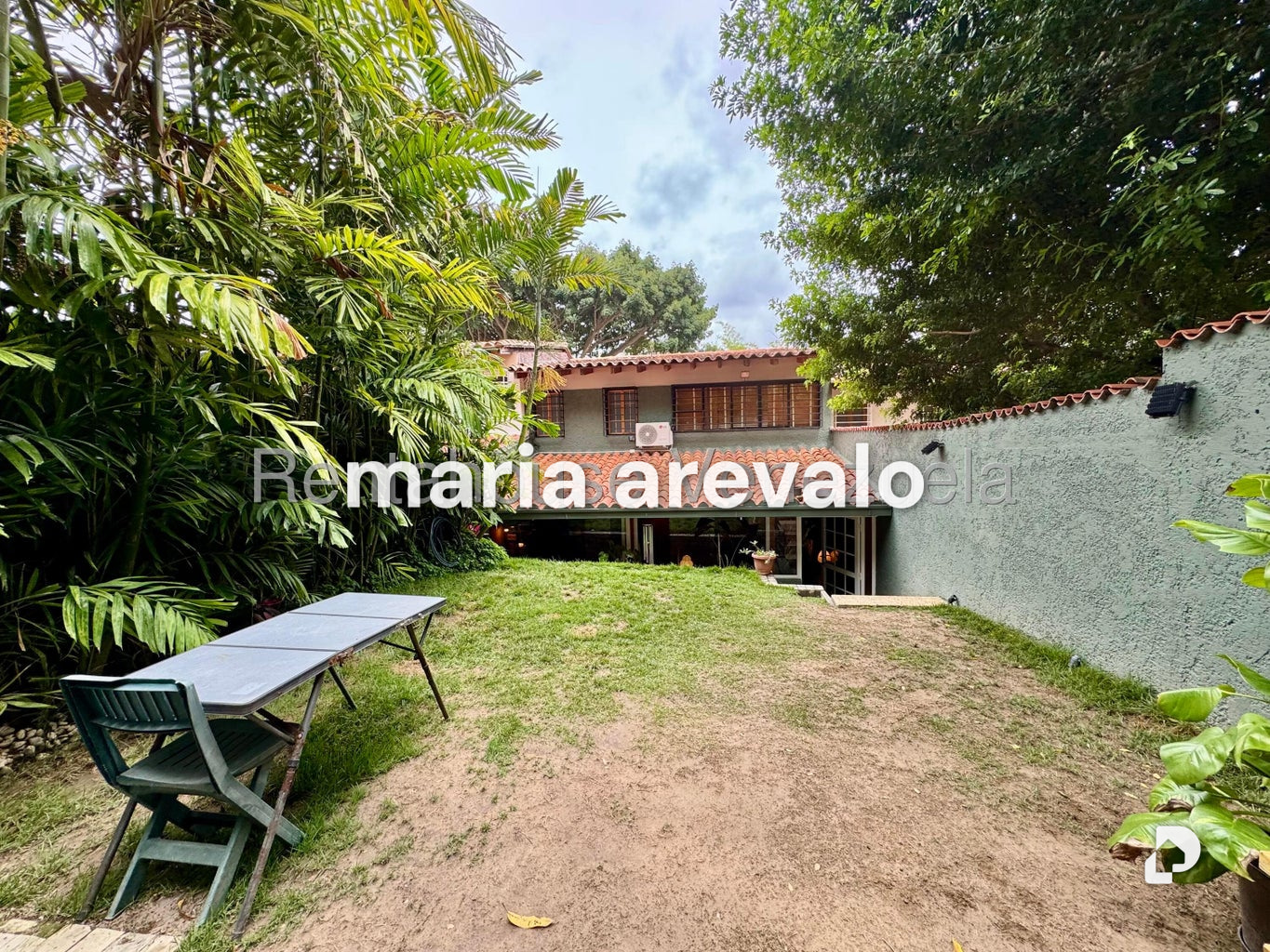 Casa en Alto Prado, Caracas – 11