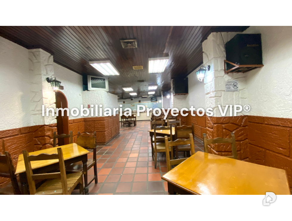 Local comercial en Av. Fuerzas Armadas, Caracas – 8