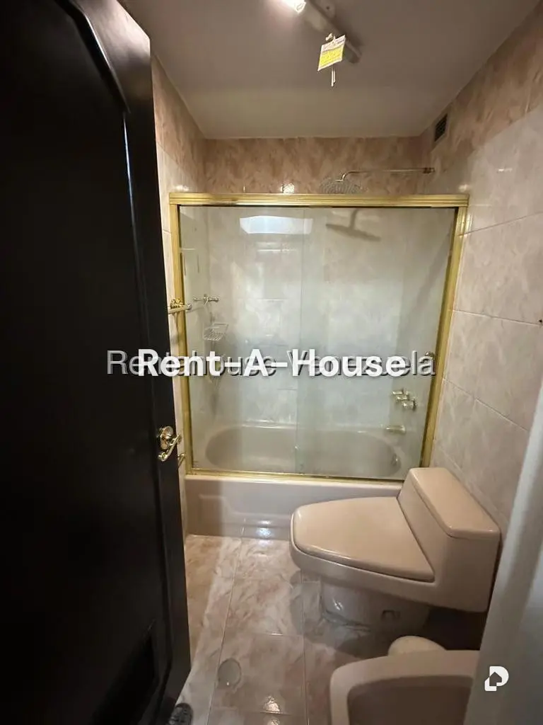 Apartamento en Santa Fe Norte, Caracas – 14