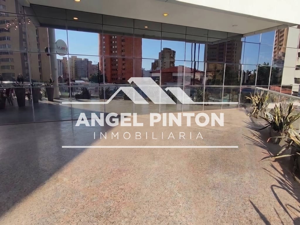 Local comercial en Avenida 5 de Julio, Maracaibo - 1